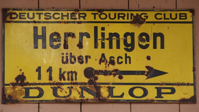 Alter Wegweiser