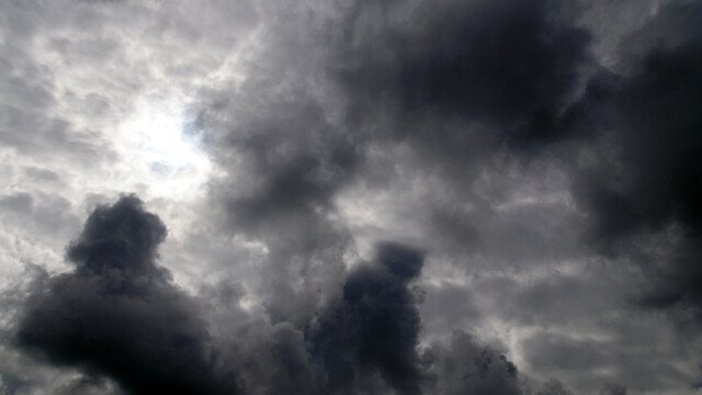 Düstere Wolken
